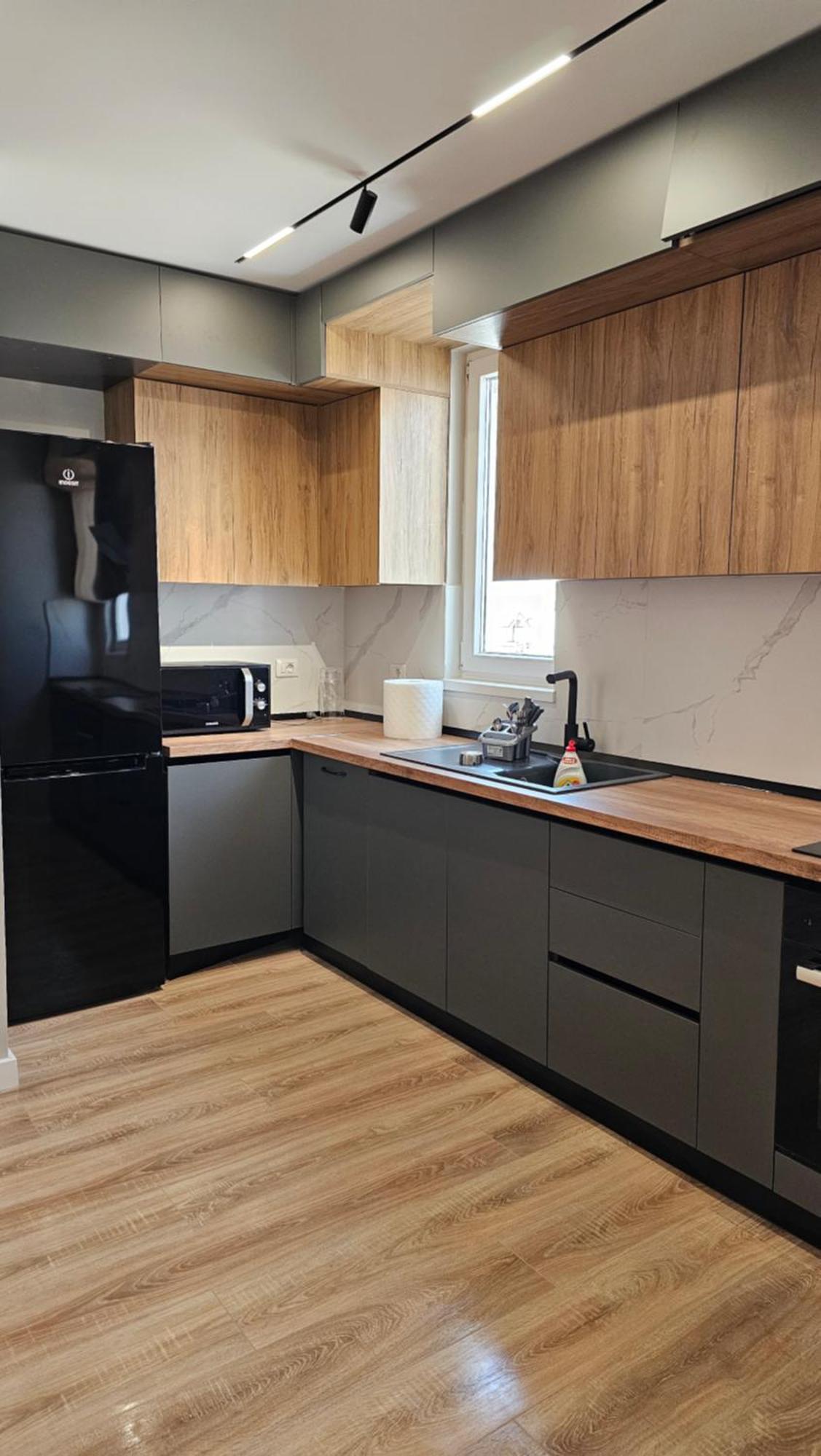 Tirana Airport Apartment Eksteriør bilde